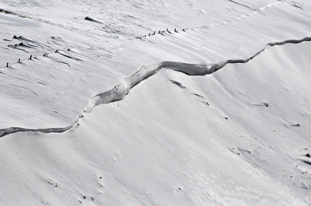 Dylife mountain road megadrifts - March 2013