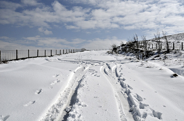 Machynlleth-Llanidloes mountain road, snowbound - April 5 2012