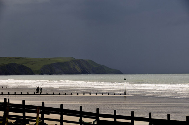 Squall approaches Borth