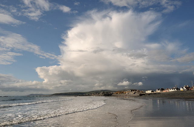 Cumulonimbus and Borth Beach