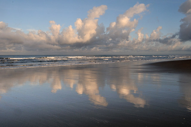 Daybreak, Borth Beach