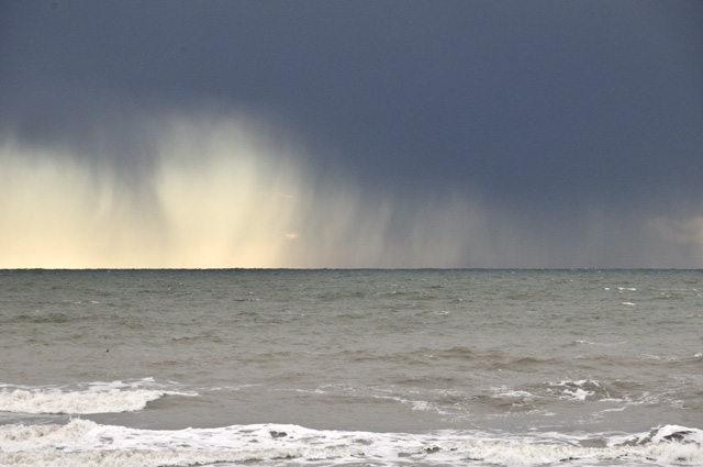 developing approaching hailstorm