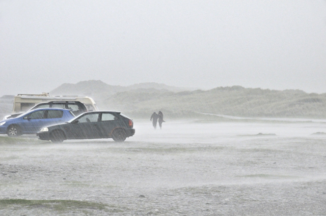 downpour
                      ynyslas