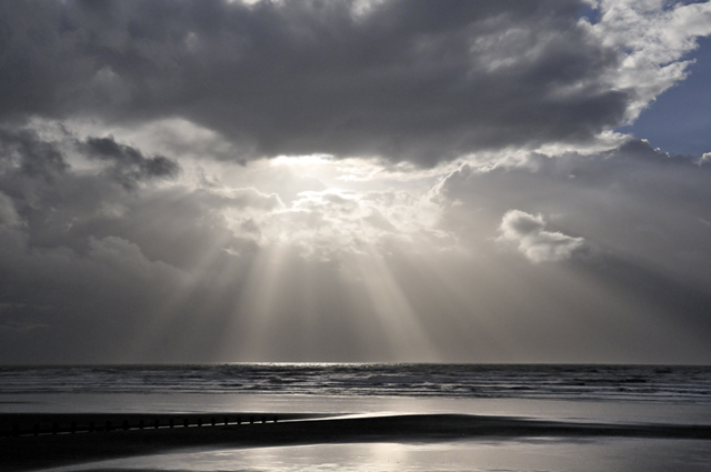 crepuscular rays