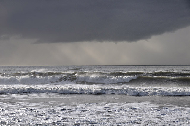 Possible wall-cloud off Borth