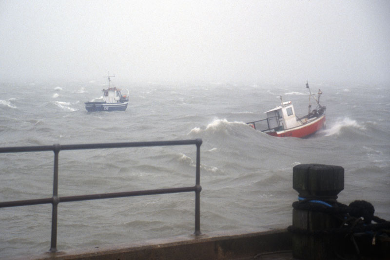Major Atlantic storm filmed for TV, Nov 2003