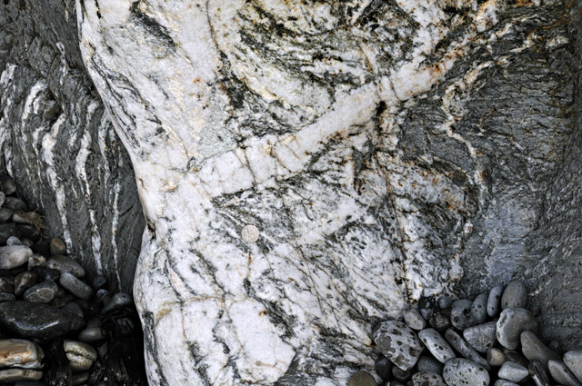 boudinaged vein with late quartz