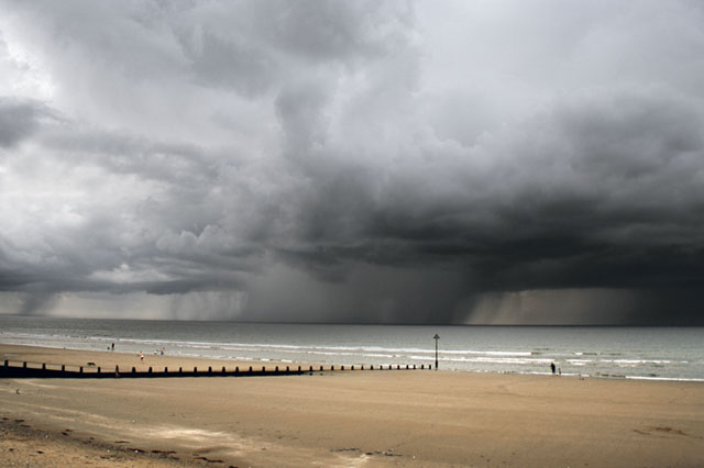 heavy thundery showers, borth beach