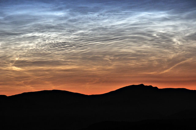Noctilucent clouds over the Arans, July 2011